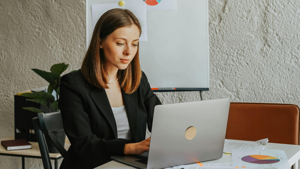 Jak wygląda proces przekształcenia w spółkę z o.o.?